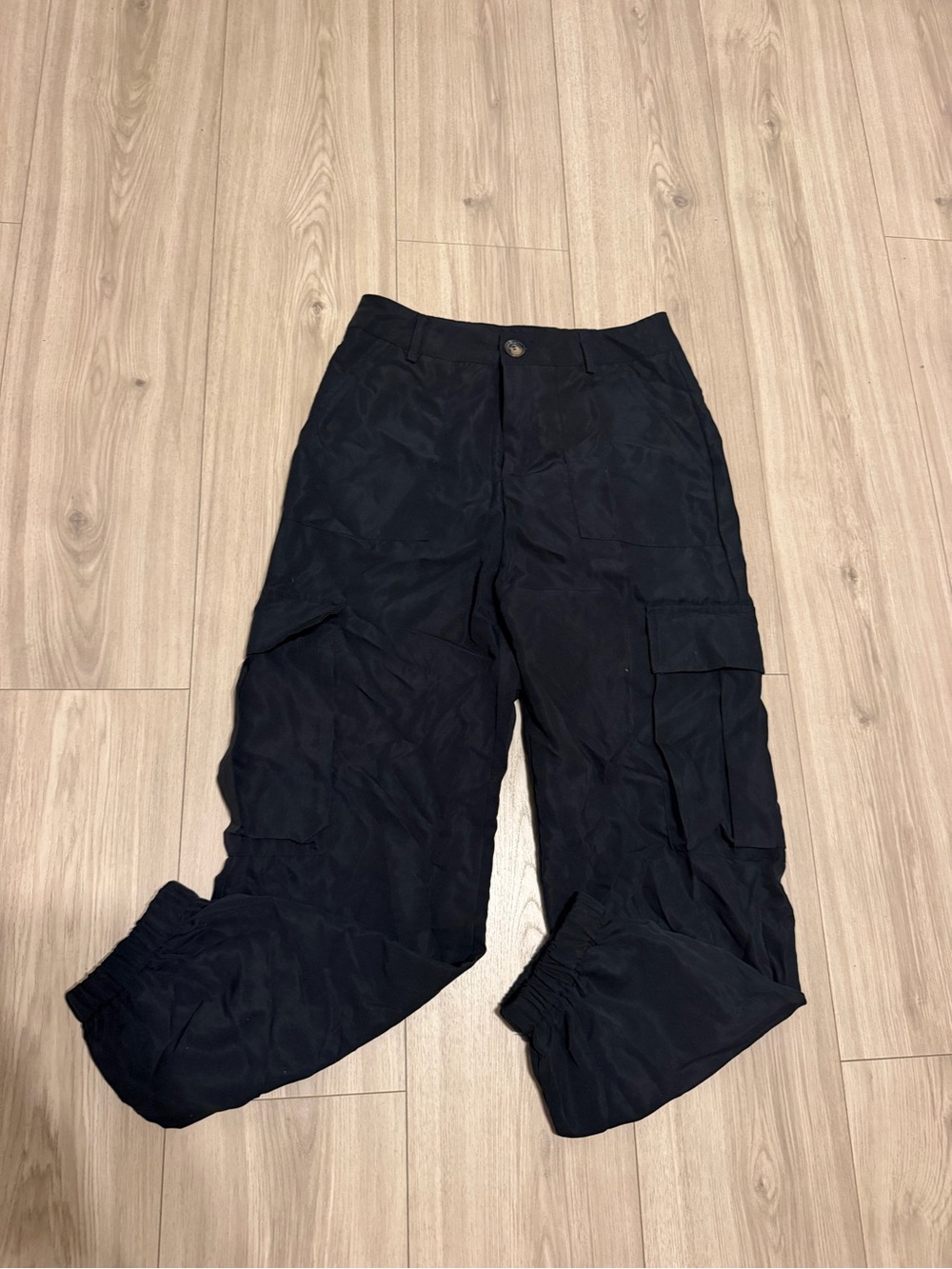 SHEIN Black Cargo Jogger Pants